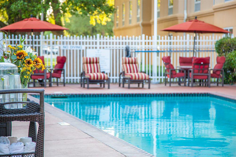 Hampton Inn & Suites New Orleans/Elmwood Harahan Esterno foto