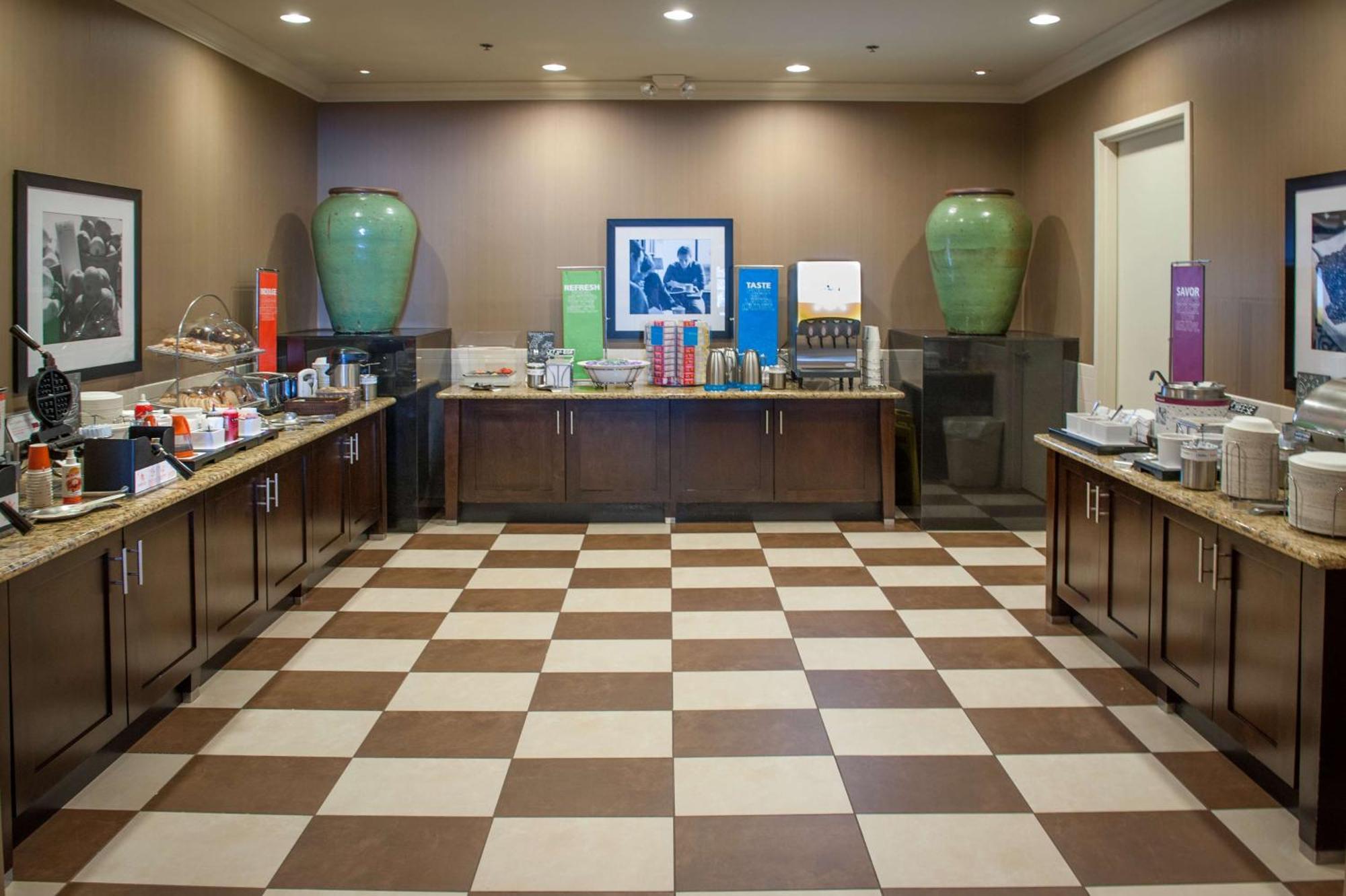 Hampton Inn & Suites New Orleans/Elmwood Harahan Esterno foto